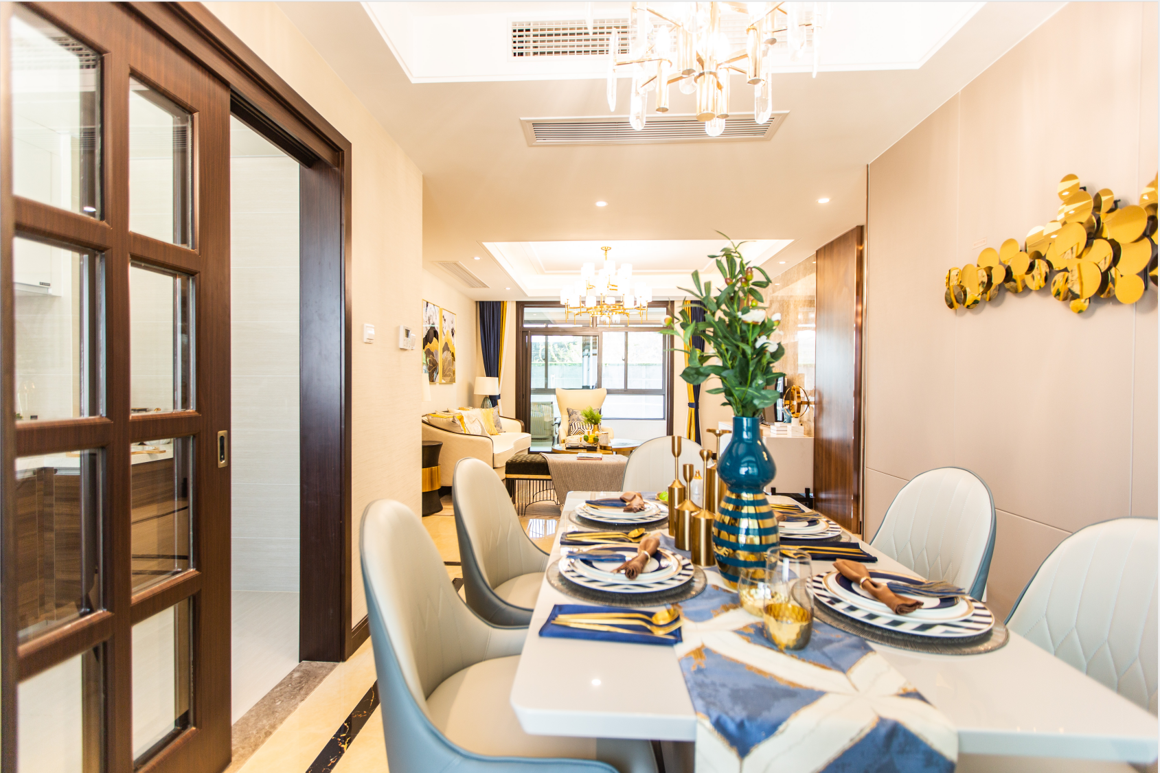 135㎡ 样板房（餐厅）