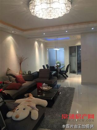 城市之光 168平方 精装房 240万出售（房东急卖）