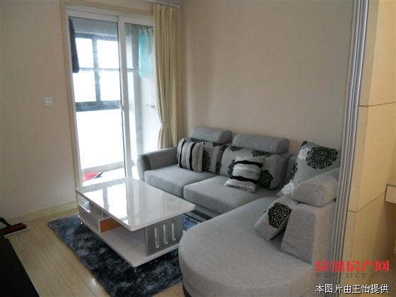 派公馆景观楼层，60平方，装修好，90万急卖！ 