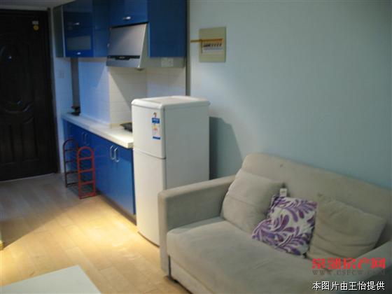 实验中学总校名额，城市花园，44.18平米，1/1/1，精装96万，