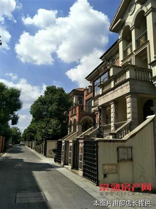 金域蓝湾连体别墅超大实用面积位置好