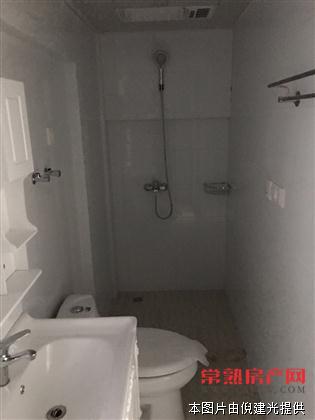 百盛花园南区底楼全新装修28平米1000/月