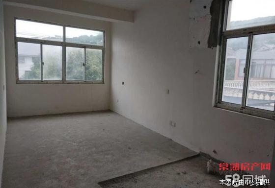 桃源涧独栋实用400平毛坯828万前后院子，带假山鱼池名贵树木