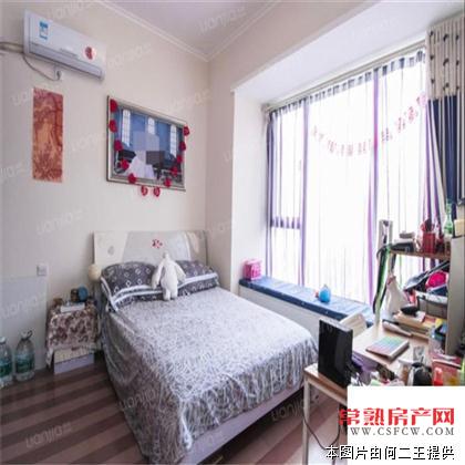 世茂御珑湾 215万 3室2厅1卫 精装修 无敌景观楼层 难找的好房子