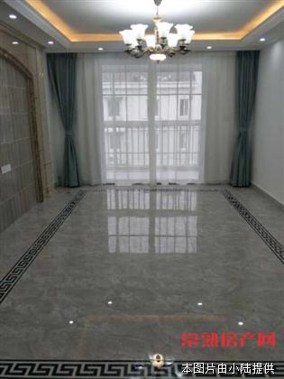 百盛花园顶带隔 120平方隔楼72平方  汽车库25平方  全新欧装未住  275万