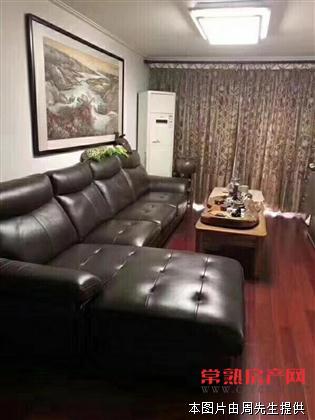 【鸭潭头小区】110平，3房2厅1厨1卫，豪装保养好，全红木地板，带一只自行车车库，楼层好，采光佳，