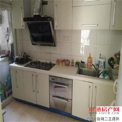 金茂四季花园 3100元/月 2室2厅1卫 精装修 好楼层 拎包入住