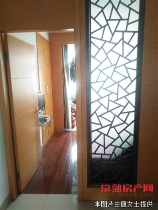 颜港小区2楼二室一厅精装修出租