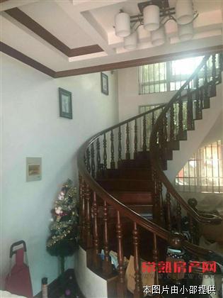 旁浜新村独栋223平精装修620万院子大位置好