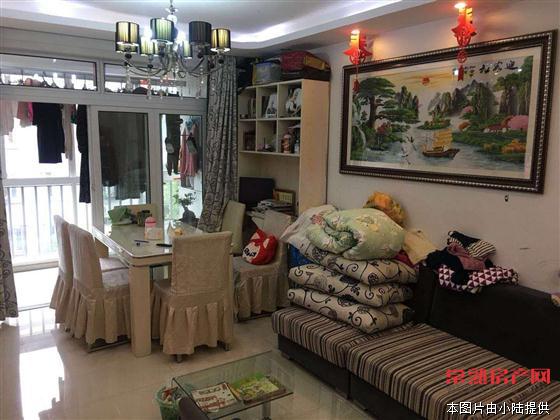 百盛花园 精装一室一厅一厨一卫 2500/月