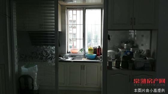 常福新村产证120平 精装红木家具打包