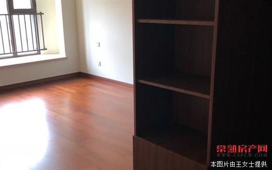 万科公望  小高层 125平  3-2-2   中间楼层 精装修 有名额 370万