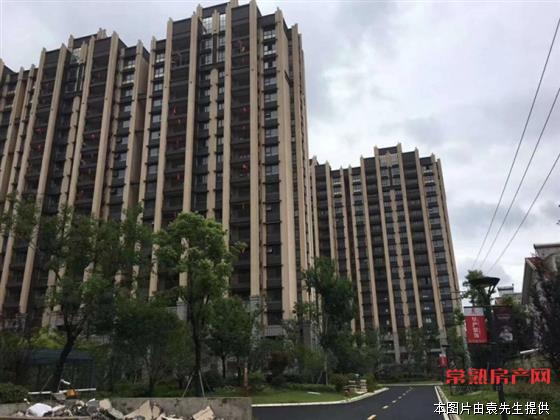 Y衡丰家园毛坯3房2卫338万市场最低价