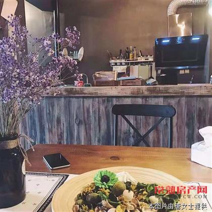 东湖京华91平方美式装修满二年170万低价出售