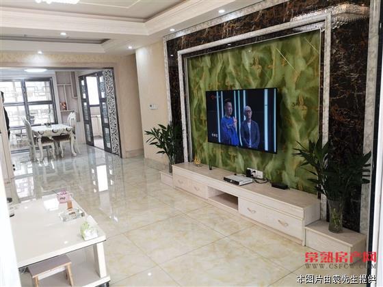 Y弘阳尊邸前排4房2卫满2年