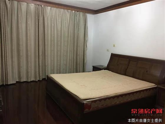 金山苑一区2跃3层四室二厅二卫精装修出租