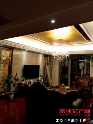 世茂一期，221平米，438万，满2年，