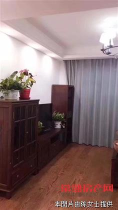 世茂御龙湾，93平米精装，带车位，满2年，225万