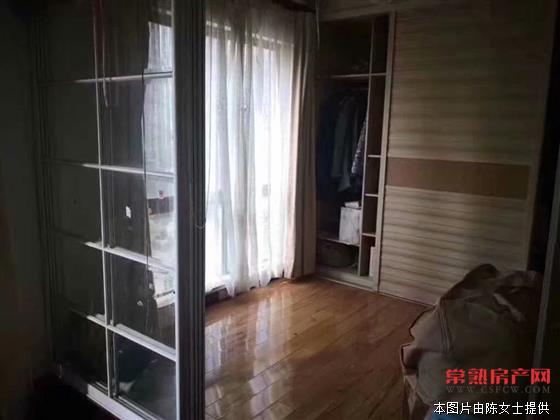 尚湖中央花园，133平米，188万，精装，满5唯一