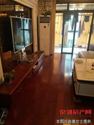 亲水湾花园125平方精装修满二年130万