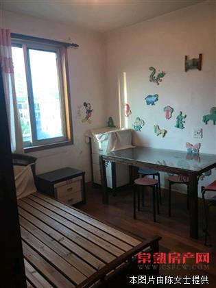 五星一区，67平，132万，初二，满2年