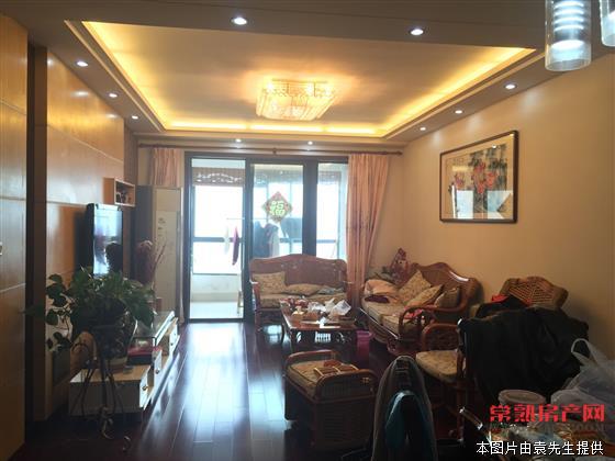 尚湖三期，三房精装修，142平240万，户型好