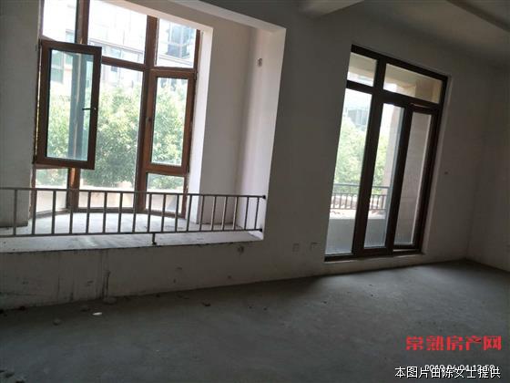 中南世纪城，体别联墅，边套，满2年1180万