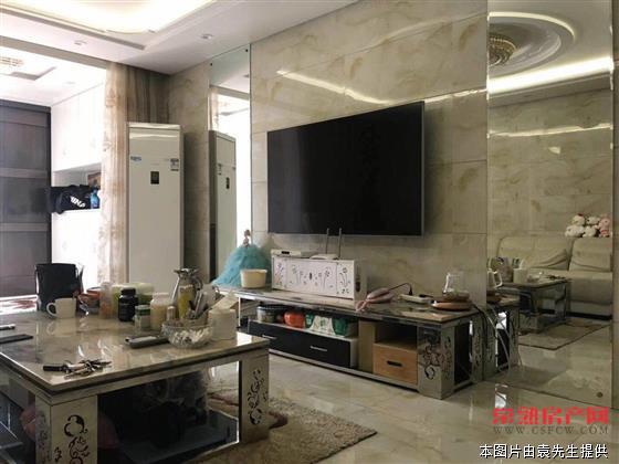 老街泰德坊 精装修 120+120平 带院子50平 268万 诚心急售！满两年！