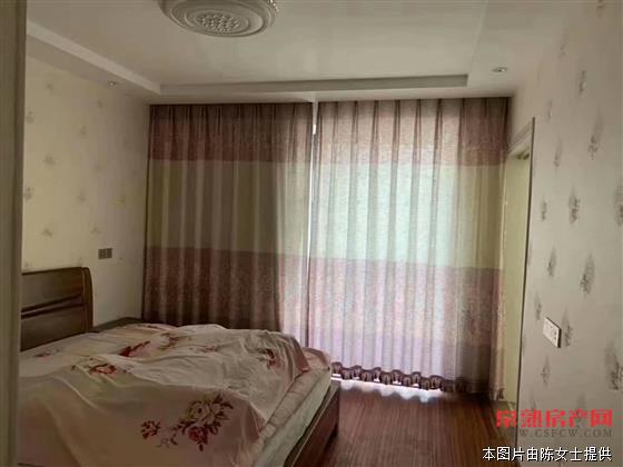 金茂四季花园】138.6平米 黄金楼层 精装修 满2年名额有。255万