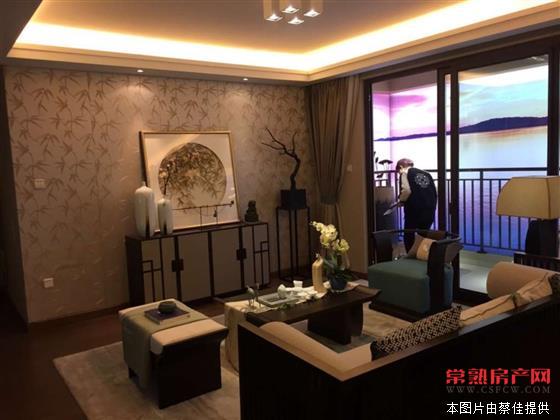 zjh万科公望 137平精装 四室两厅两卫 格局好采光好 阳台地暖 有名额 398万！