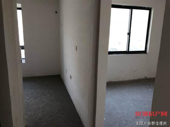 zjh衡泰锦苑 157平米 四室两厅三卫 叠加别墅 实际可用230平 满两年 486万！