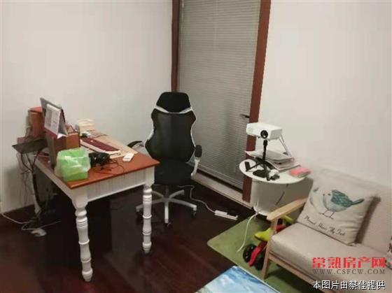 zjh信一广场 260平精装 五室两厅四卫 叠加别墅 带一个车库 双车位 满五唯一 有名额 630万