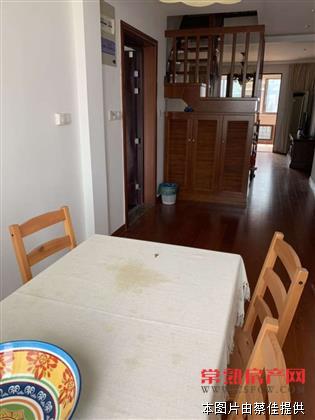 zjh清枫和院 91平精装 四室两厅三卫 顶带阁 南北通透 带车位露台 满两年有名额 375万！