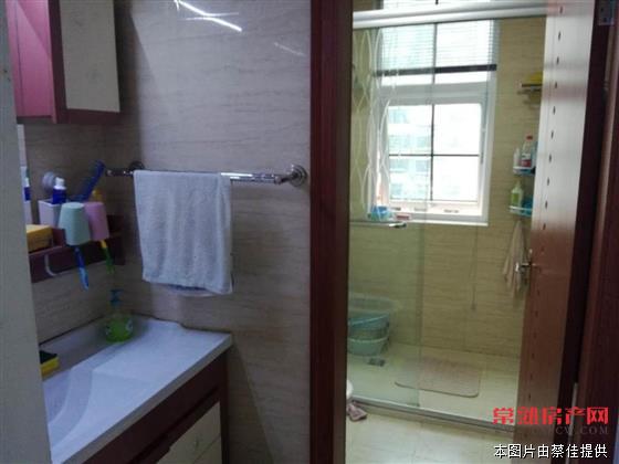 zjh薇尼诗花园 133平米 三室两厅两卫 南北通透 三开间朝南 满五唯一 198万！