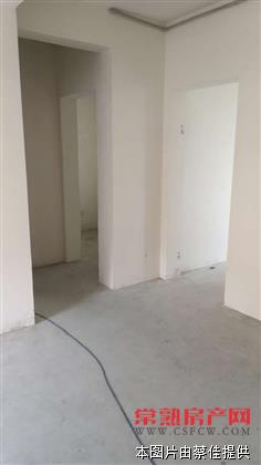 zjh薇尼诗花园 125平米 三室两厅两卫 南北通透 钻石楼层 满两年 送阳台 170万！