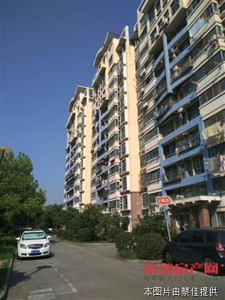 zjh红枫苑137.80平精装 三室两厅两卫 南北通透 满五唯一有名额 230万！