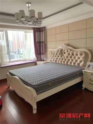 虞山尚园，142平米，328万，满2年，精装，4室