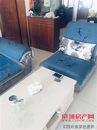 zjh海阳广场 110平精装 三室两厅两卫 南北通透 满五唯一 129万！