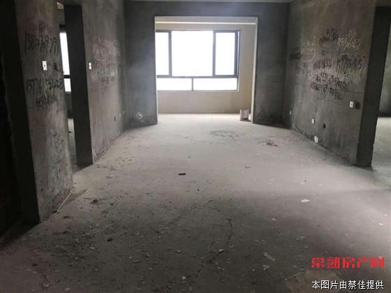 zjh星宝花园 136平米 三室两厅两卫 南北通透 168万！