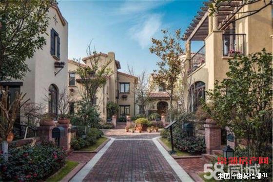 zjh长泰花园 421平简装 四室两厅两卫 南北通透 独栋独院  环境好  缺钱才卖516万！