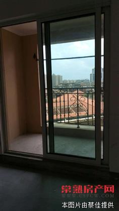 zjh中南锦城 97.20平米全新毛坯 三室两厅两卫 南北通透 实际面积大 满两年有名额 205万！