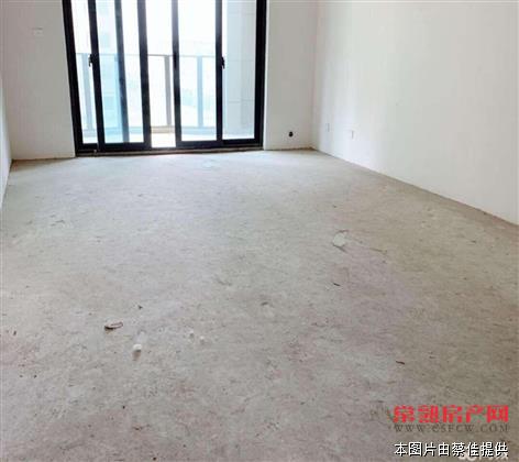 zjh星宝花园 96平米 三室两厅一卫 南北通透 带车位 地段好 满两年 有名额 全新毛坯 208万