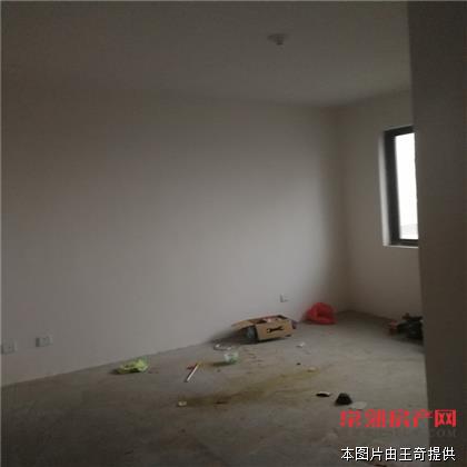 五新花园 全新毛坯大四房 165平仅售165万 钻石楼层采光好 低于市场价