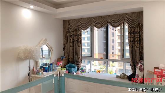 薇尼诗花园朋友的房子 精装打包卖 满二年 看房方便