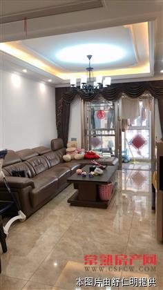 常熟永旺梦乐城旁，湖景房，精装修拎包入住随时看房