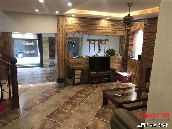 zjh怡景湾 360平豪装300万 东边套大别墅 带车库 院子大 享受奢适生活 1182万！