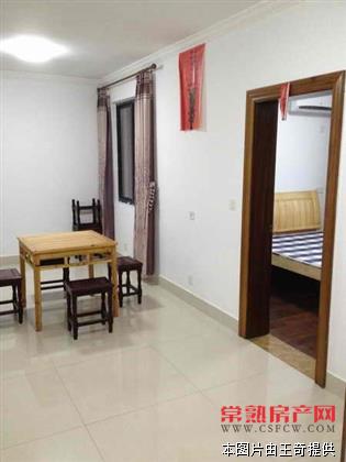 怡馨佳苑 精装两房 品牌家电齐全 拎包入住 租金2000 