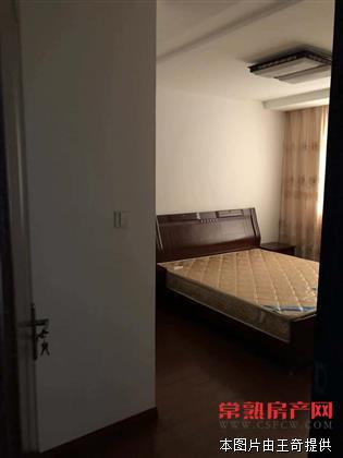 星都家园 精装主卧 品牌家电齐全 拎包入住 1100包物业 可随时看房