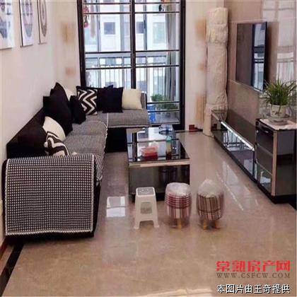 万达广场 精装三房 105平仅售240万 满二 有名额 带车位