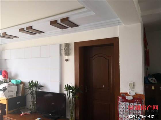 zjh明日星城 148.23平精装 四室两厅两卫 南北通透 带车库 满两年 218万真正的特价房！